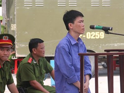 Bị nợ lương, nam nhân viên đâm chết giám đốc