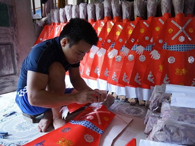 Tháng “cô hồn”, kỳ dị chuyện làm đám cưới cho người cõi âm