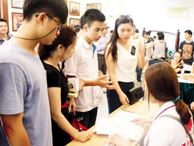 Xét tuyển ĐH, CĐ bổ sung: Không cho rút hồ sơ sẽ hết “loạn”?