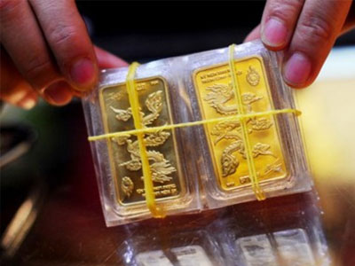 Bỏ qua biến động của USD, giá vàng vẫn "đủng đỉnh"