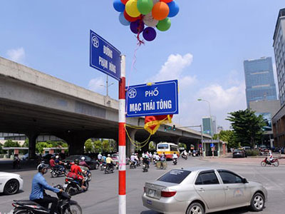 Gắn biển hai tuyến đường mang tên các vị vua nhà Mạc