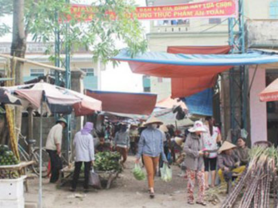 Chủ quán phở ôm 2,2 tỷ đồng bỏ trốn