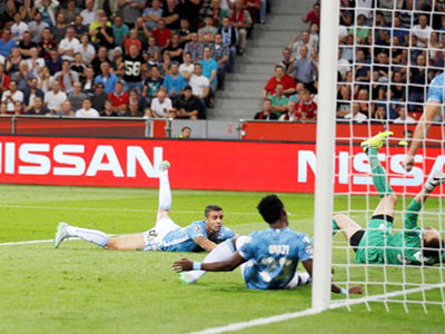 "Lazio chưa đủ trình chơi ở Champions League"