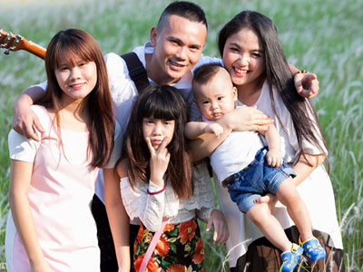 Tú Dưa - người đàn ông nhiều vợ, đông con của showbiz Việt