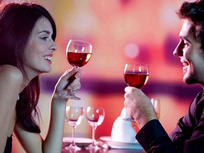 8 cách khiến chàng “phát điên” ngay lần hẹn hò đầu tiên