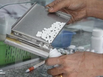 18 nhân viên y tế không bị phơi nhiễm HIV từ sản phụ cấp cứu