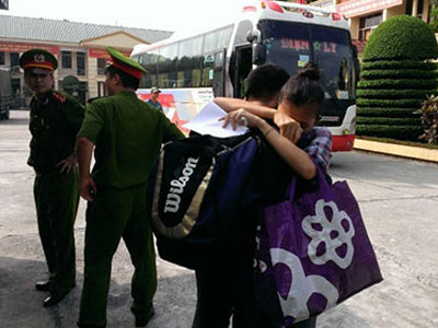 Chùm ảnh đặc xá 2015: Mừng vui ngày trở về