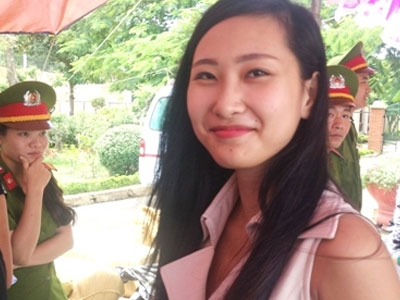 Hotgirl phạm tội hiếp dâm ngày đặc xá: Muốn được học nghề!