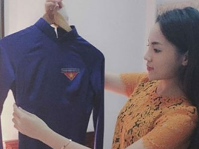 Clip: Hoa hậu Kỳ Duyên háo hức tham gia diễu hành đại lễ 2/9