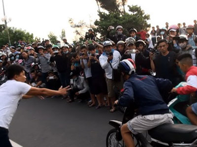 Hàng nghìn người cổ vũ "quái xế" đại náo Vũng Tàu