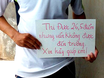 Thí sinh 26,5 điểm thức trắng khi nhận tin trúng tuyển trong đêm