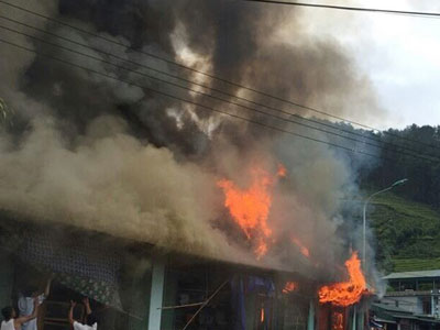 Cháy nhà, một thai phụ chết thương tâm
