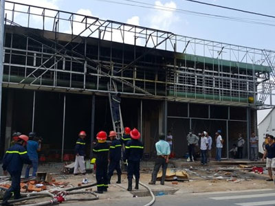 Cháy lớn tại công trình đang thi công ở TP Vĩnh Long
