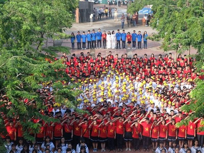 Những khoảnh khắc đẹp trong ngày cả nước cùng vang tiếng trống tựu trường