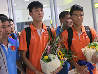 Không có người hâm mộ đón U19 Việt Nam ngày trở về