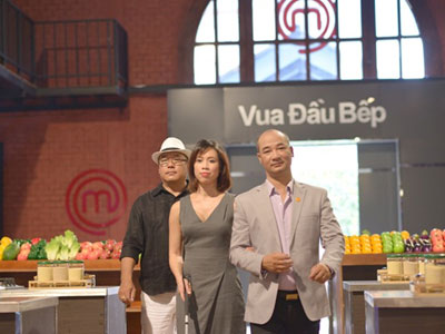 Thí sinh lớn tuổi nhất bày món sống mời giám khảo MasterChef