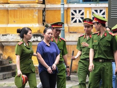 20 năm tù cho nữ Việt kiều giấu ma túy trong "vùng kín"