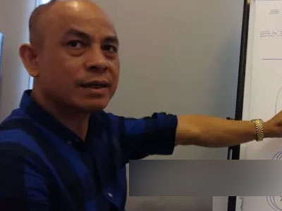 Giáo sư gây sốc với tuyên bố đã "đuổi mưa" cho ngày 2/9 ở Hà Nội