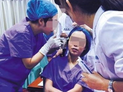 Choáng váng trước quy trình đào tạo bác sĩ thẩm mỹ chỉ trong... 4 ngày