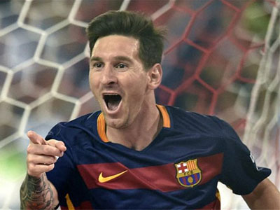 Ngược dòng tại Calderon, Barca soán ngôi đầu Liga