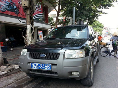 Cảnh sát Hà Nội truy đuổi xe biển xanh Hải Dương