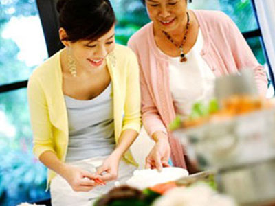 Bí mật sau sự tử tế bất ngờ của gia đình nhà chồng