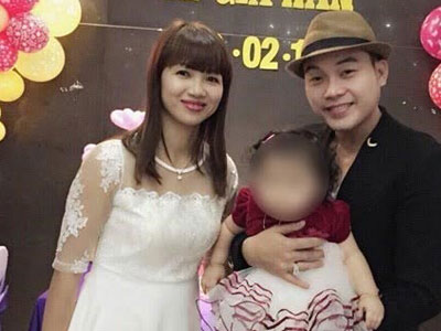 Chàng trai hát giọng nữ Khánh Bình bị vợ tố quen đại gia, yêu đồng giới