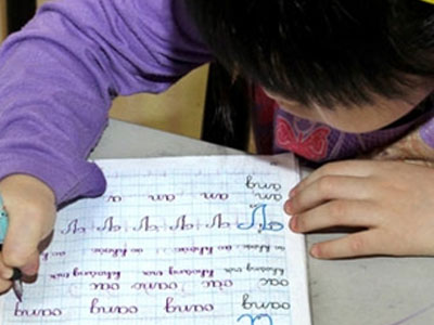 Con vào lớp 1, mẹ sốc nặng