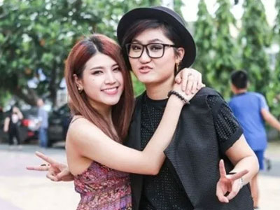 Học trò Đàm Vĩnh Hưng dính nghi vấn hẹn hò đồng tính