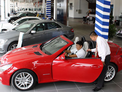 Ôtô 1 tỷ đồng, đi 3 năm bán được 400 triệu