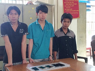 Thủ đoạn tinh vi của băng trộm chuyên "ăn hàng" FPT
