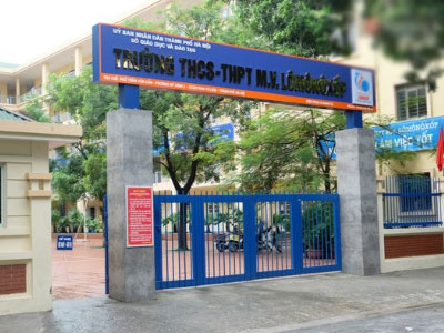 Đề phòng nạn son giả, trường cấp 3 ở Hà Nội cấm học sinh nữ tô son đến trường