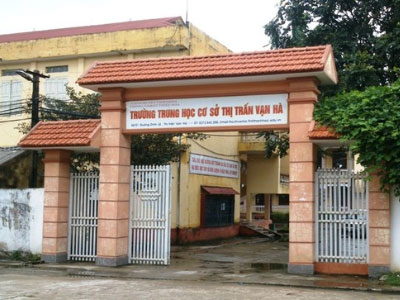 Vụ phụ huynh bị “bêu tên”: Nếu sai phải công khai xin lỗi