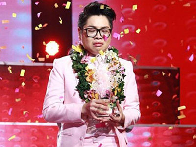 Quán quân The Voice: Hát cho những cái đầu rỗng?
