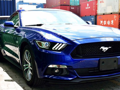 Cận cảnh Ford Mustang GT V8 2015 đầu tiên tại Việt Nam