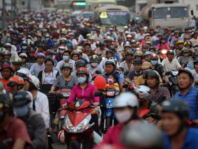 Chính phủ quyết định tạm dừng thu phí đường bộ với xe máy