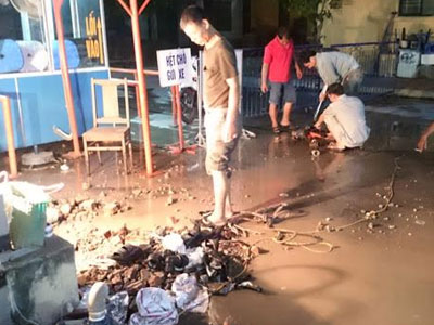 Mất nước, Bệnh viện Phụ sản Hà Nội phải ngừng mổ
