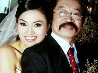 Nhan sắc vợ thứ 6 trẻ đẹp khó tin của đạo diễn 70 tuổi Lê Hùng