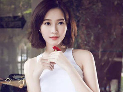Thu Thảo: "Xin đừng gọi tôi là hoa hậu của các hoa hậu"