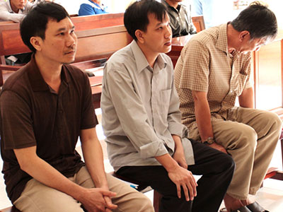 Cựu cảnh sát Sóc Trăng phủ nhận dùng nhục hình với các thanh niên