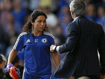 FA tuyên vô tội, Mourinho thoát án phạt 5 trận vụ Eva