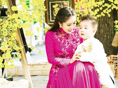 Diễn viên Lê Phương: Làm mẹ đơn thân ngay cả khi đang có chồng