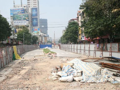 Dự án đường sắt đô thị Nhổn - ga Hà Nội ì ạch: Ban quản lý nói gì?