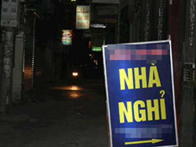 Khách trọ đâm chết nhân viên nhà nghỉ vì... ghét thái độ