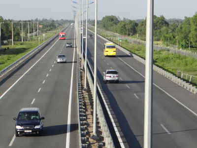 Đề xuất giảm tốc độ đường cao tốc xuống 100 km/h
