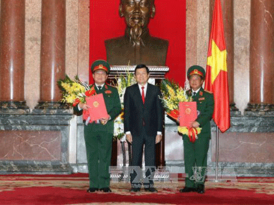 Thăng quân hàm Đại tướng cho đồng chí Ngô Xuân Lịch và Đỗ Bá Tỵ