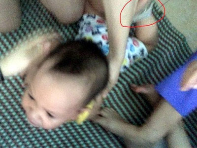 Clip: Cô giáo mầm non liên tiếp đánh trẻ bằng thìa