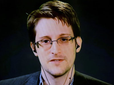 Edward Snowden sẵn sàng vào tù để về Mỹ