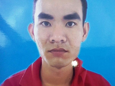 Mời nữ sinh viên đi uống nước rồi chiếm đoạt xe