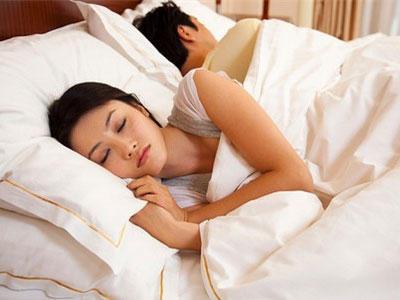 Vợ muốn gọi tên người khác khi làm chuyện ấy với tôi